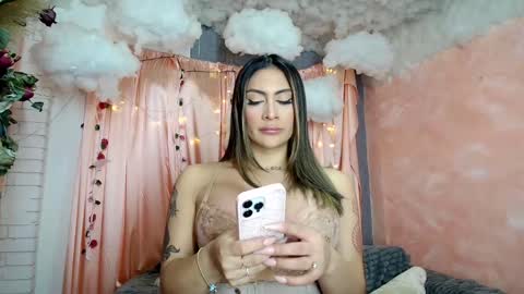 Snapshot of mia_mattel chatting on 13, 1, 2026 333 online show from 13, 1, 2026