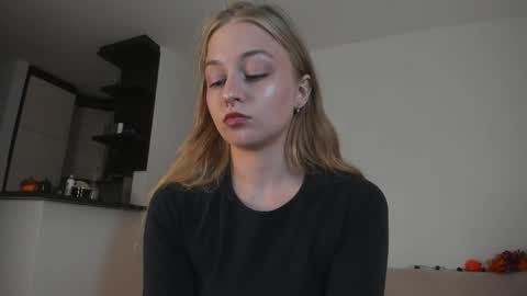 Mia here Appreciate your support online show from 16, 10, 2025