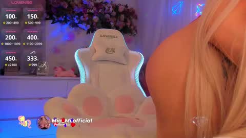 Snapshot of mia_milana chatting on 28, 2, 2025 online show from 28, 2, 2025