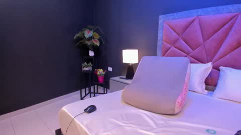 MIA  online show from 12, 3, 2026