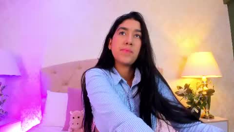 Snapshot of mia_montess chatting on 19, 6, 2026 mia montess online show from 19, 6, 2026