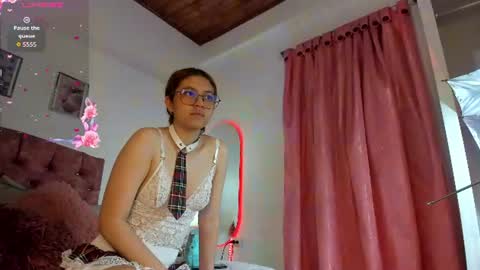 mia_nova5 online show from 8, 7, 2026