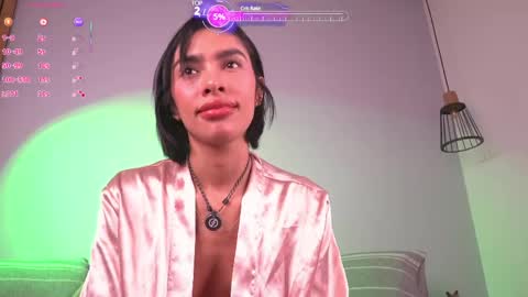 Mia Reeves online show from 7, 5, 2026