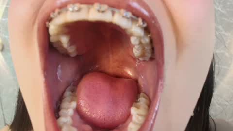 Snapshot of mia_roux13 chatting on 1, 1, 2025 Mia Roux online show from 1, 1, 2025