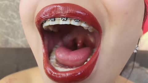 Snapshot of mia_roux13 chatting on 20, 2, 2025 Mia Roux online show from 20, 2, 2025