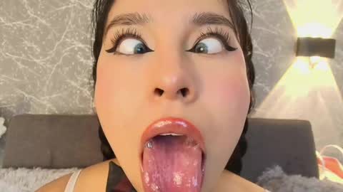 Snapshot of mia_roux13 chatting on 22, 2, 2025 Mia Roux online show from 22, 2, 2025