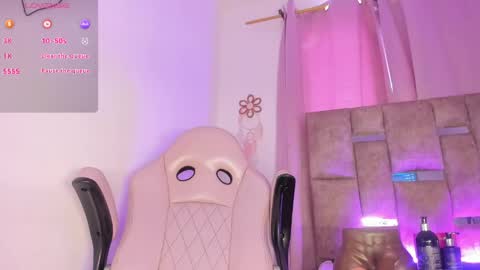 mia_royal online show from 18, 5, 2026