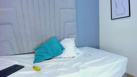 mia_smith_x online show from 1, 2, 2025