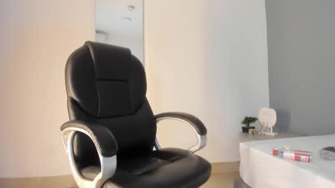 mia_smith_x online show from 6, 3, 2025