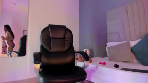 mia_smith_x online show from 9, 9, 2025