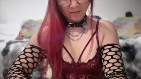 Snapshot of mia_temptress chatting on 6, 11, 2025 Mia online show from 6, 11, 2025