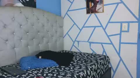 Snapshot of mia_thompson_0 chatting on 29, 6, 2026 mia_thompson_0 online show from 29, 6, 2026