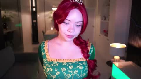 VixenMia online show from 12, 10, 2025