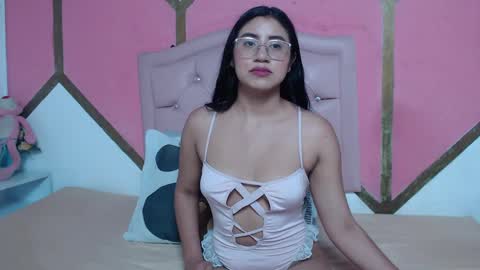 Mia online show from 20, 10, 2025