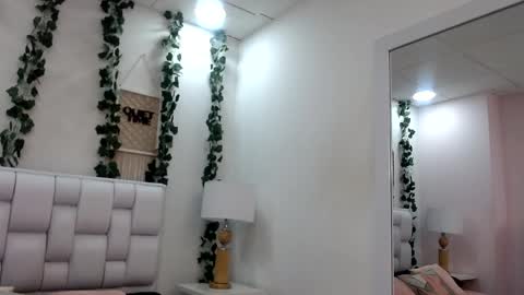 Mia online show from 2, 6, 2026