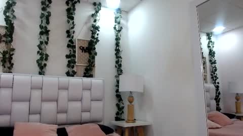 Mia online show from 27, 6, 2026