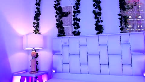 Mia online show from 9, 7, 2026