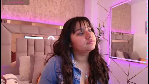 Snapshot of miaa_smiith1 chatting on 20, 1, 2025 miaa_smiith1 online show from 20, 1, 2025