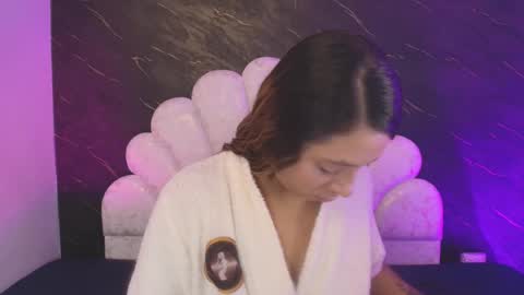 Mia online show from 1, 5, 2026