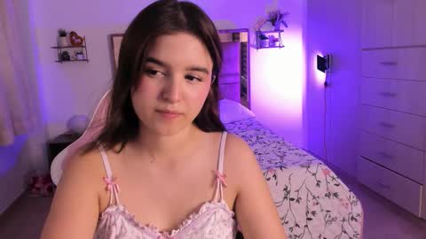 Snapshot of miaacute2 chatting on 27, 3, 2026 Mia online show from 27, 3, 2026