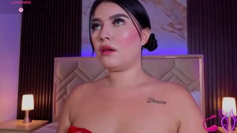 Snapshot of miaafarrel chatting on 15, 7, 2026 Miaa Farrel online show from 15, 7, 2026