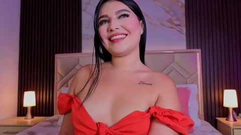 Snapshot of miaafarrel chatting on 25, 7, 2026 Miaa Farrel online show from 25, 7, 2026
