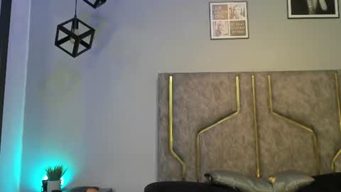 miaakittyy online show from 1, 8, 2026
