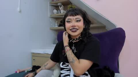 Mia online show from 24, 1, 2025