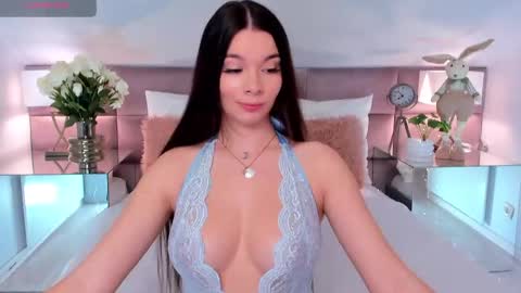 Mia online show from 28, 4, 2026