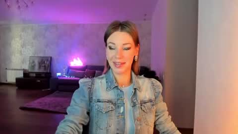 Snapshot of miababy14 chatting on 1, 7, 2026 Mia online show from 1, 7, 2026