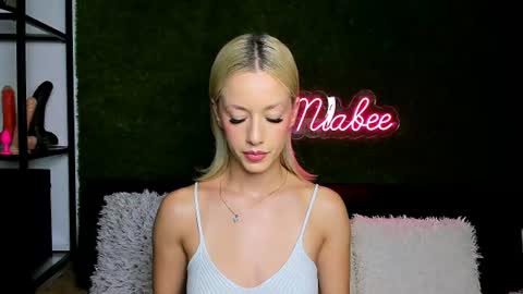 MiaBeeX online show from 14, 7, 2026