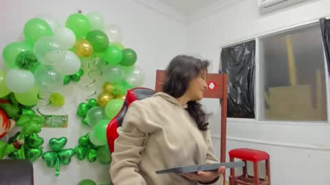 Snapshot of miabella_and_max chatting on 19, 3, 2026 Mia and Max online show from 19, 3, 2026