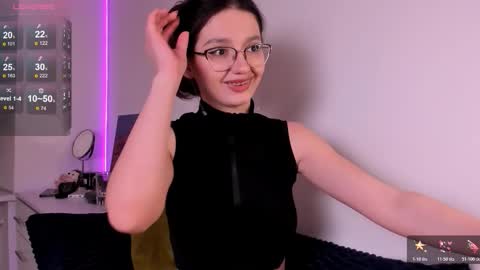 Snapshot of miabellee_ chatting on 5, 3, 2026 mia online show from 5, 3, 2026