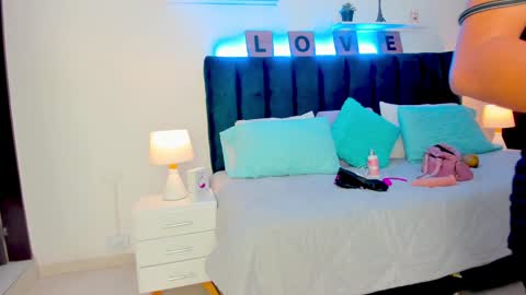 Snapshot of miabrunette23 chatting on 8, 1, 2025 MIA online show from 8, 1, 2025