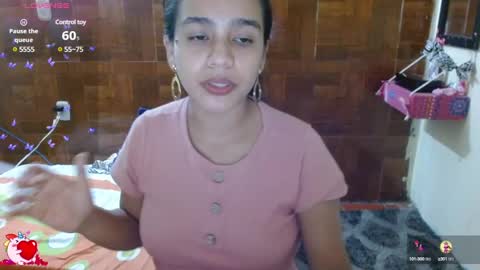 Snapshot of miabrunette23 chatting on 23, 2, 2025 MIA online show from 23, 2, 2025