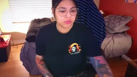 Mia online show from 20, 1, 2025