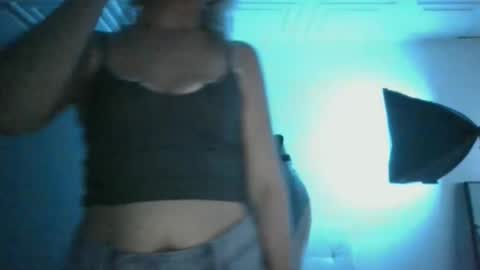 miaellababy online show from 4, 2, 2026