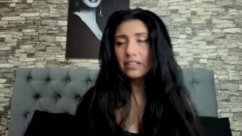 Mia Carter  Schedule 800 - 1430 gtm-5 online show from 13, 7, 2026
