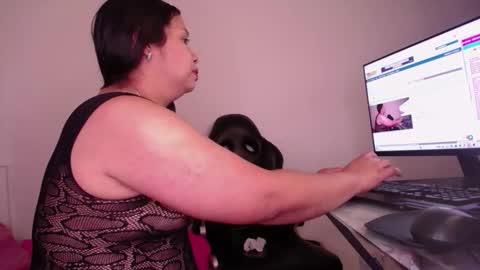 mia online show from 18, 2, 2026