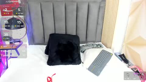 Mia  online show from 14, 7, 2026