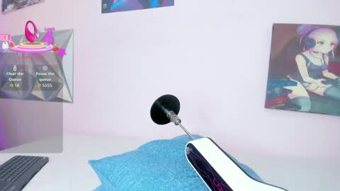 miagold_ online show from 13, 5, 2026