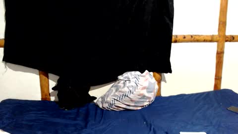 Snapshot of miahells chatting on 15, 9, 2025 Mia Sam online show from 15, 9, 2025