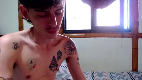 Snapshot of miahells chatting on 30, 10, 2025 Mia Sam online show from 30, 10, 2025