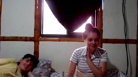 Snapshot of miahells chatting on 31, 10, 2025 Mia Sam online show from 31, 10, 2025