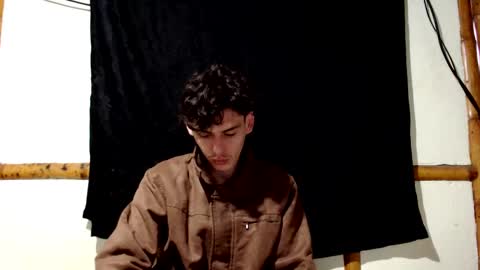 Snapshot of miahells chatting on 23, 11, 2025 Mia Sam online show from 23, 11, 2025