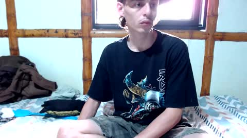 Snapshot of miahells chatting on 25, 11, 2025 Mia Sam online show from 25, 11, 2025