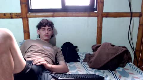 Snapshot of miahells chatting on 30, 11, 2025 Mia Sam online show from 30, 11, 2025