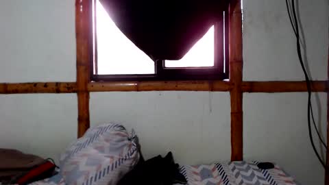 Snapshot of miahells chatting on 14, 12, 2025 Mia Sam online show from 14, 12, 2025