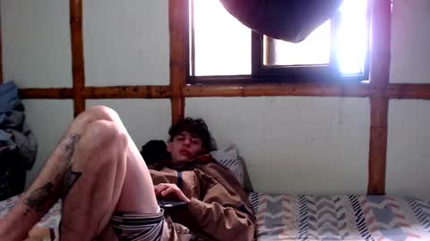 Snapshot of miahells chatting on 19, 12, 2025 Mia Sam online show from 19, 12, 2025