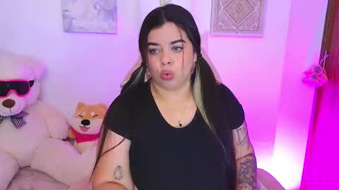 Snapshot of miahjoness chatting on 9, 9, 2025 Miah Joness online show from 9, 9, 2025